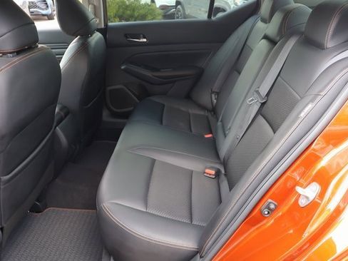 Used 2021 Nissan Altima 2.5 SR w/ SR Premium Package image 14