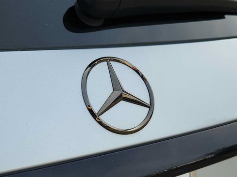 Used 2024 Mercedes-Benz GLC 43 AMG 4MATIC image 29
