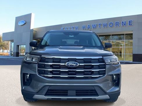 New 2026 Ford Explorer Active w/ Active Comfort Package image 2