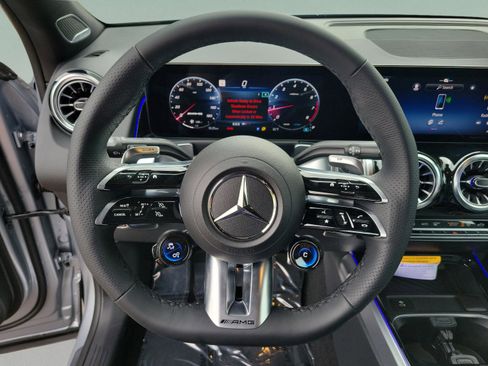 New 2026 Mercedes-Benz GLB 35 AMG 4MATIC image 19