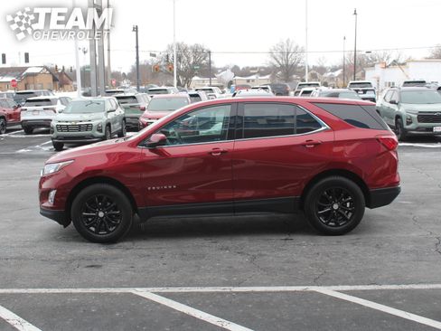 Used 2020 Chevrolet Equinox LT w/ Driver Convenience Package image 7