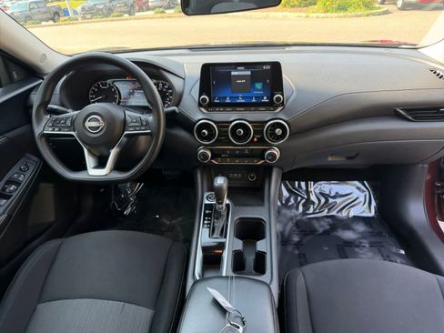 Used 2024 Nissan Sentra SV FWD image 22