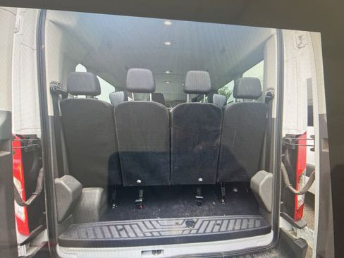 Used 2025 Ford Transit 350 XLT RWD image 7