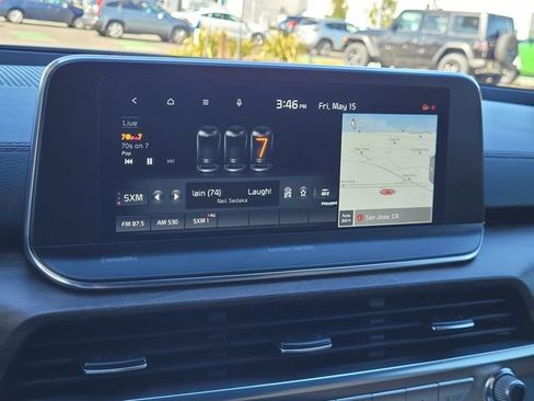 Used 2022 Kia Telluride SX w/ Towing Package FWD image 9