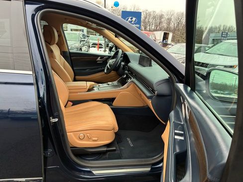 Used 2023 Genesis GV80 2.5T w/ Prestige 20" Package image 22