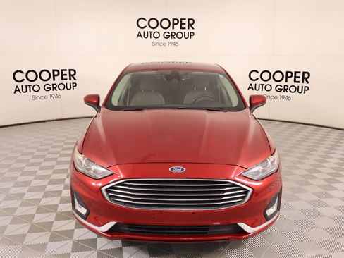 Used 2019 Ford Fusion SE FWD image 9