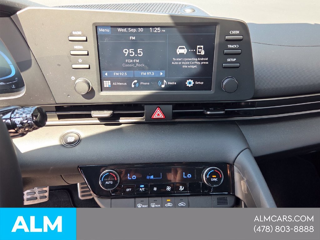 Certified 2025 Hyundai Elantra Sport FWD image 21