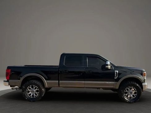 Used 2021 Ford F250 Lariat w/ Lariat Value Package AWD/4WD image 8