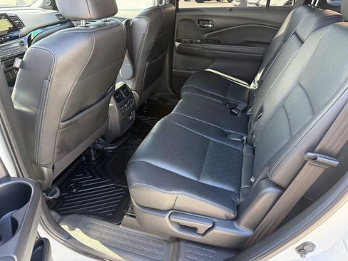 Used 2021 Honda Passport Touring image 3