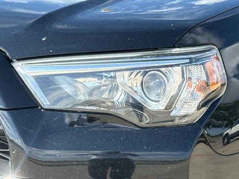 Used 2017 Toyota 4Runner Limited RWD image 4