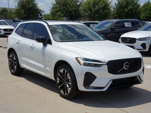 New 2026 Volvo XC60 B5 Plus w/ Protection Package Premier image 3