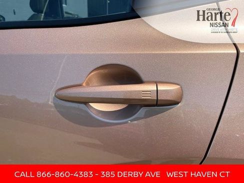 Certified 2023 Nissan Ariya FWD image 16
