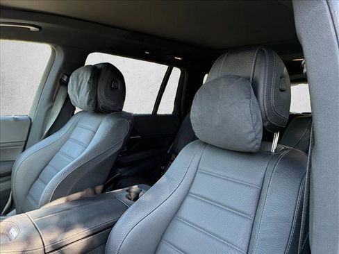 Certified 2025 Mercedes-Benz GLS 580 4MATIC image 12