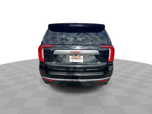 Used 2023 GMC Yukon Denali image 7