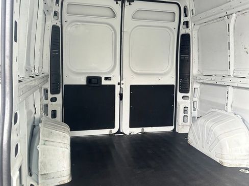 Used 2025 RAM ProMaster 2500 w/ Convenience Group FWD image 24