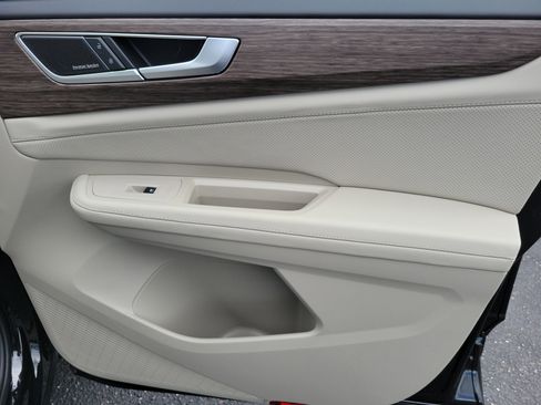 New 2026 Volkswagen Atlas SEL Premium R-Line AWD/4WD image 8