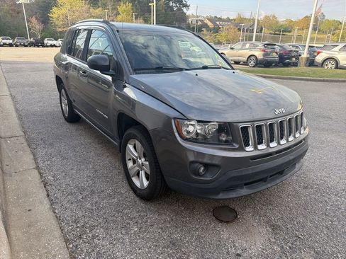 Used 2016 Jeep Compass Sport w/ Power Value Group AWD/4WD image 4