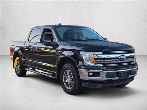 Used 2019 Ford F150 Lariat w/ Trailer Tow Package image 3