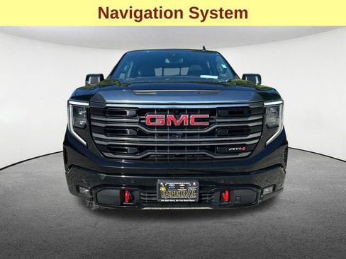 Used 2024 GMC Sierra 1500 AT4 w/ AT4 Premium Package AWD/4WD image 4