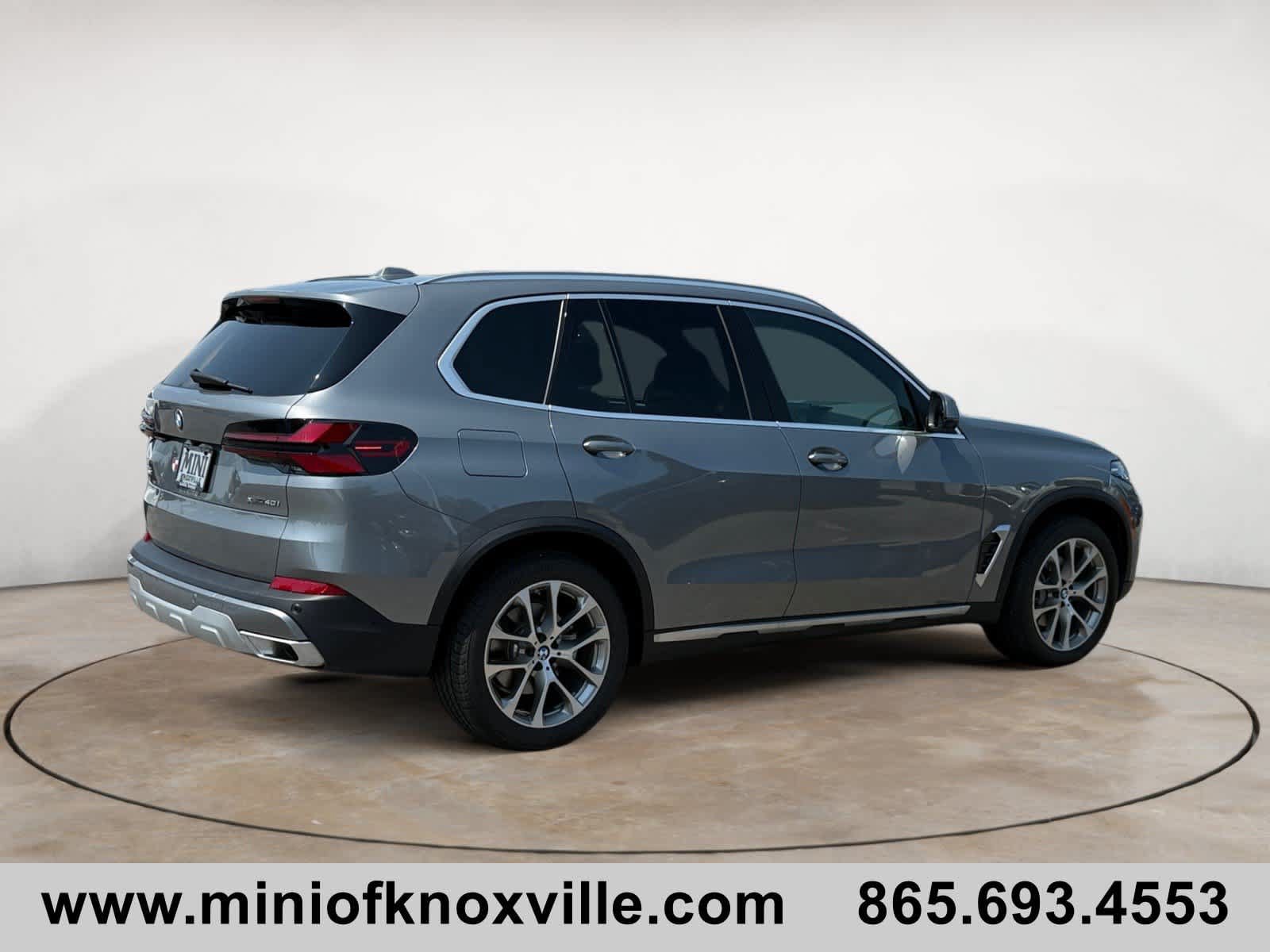 Used 2026 BMW X5 xDrive40i AWD/4WD image 3