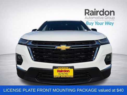 Used 2022 Chevrolet Traverse LS AWD/4WD image 2
