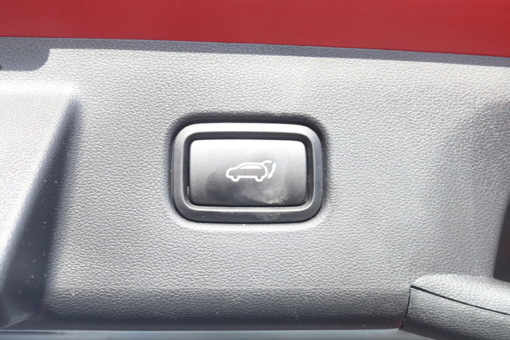 Used 2022 Hyundai Tucson Limited w/ Cargo Package AWD/4WD image 35