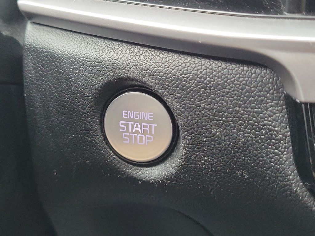 Used 2024 Kia Sorento S FWD image 18