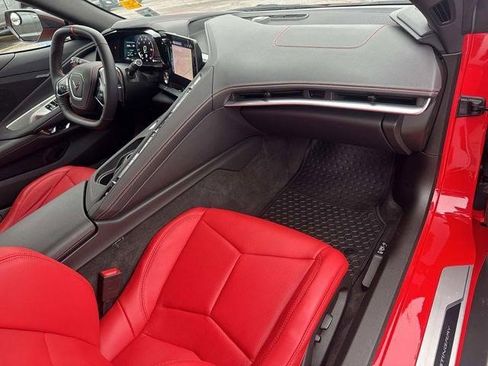 Certified 2025 Chevrolet Corvette Stingray w/ Z51 Performance Package image 8