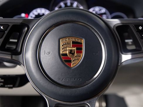 Certified 2023 Porsche Cayenne S Platinum AWD/4WD image 29