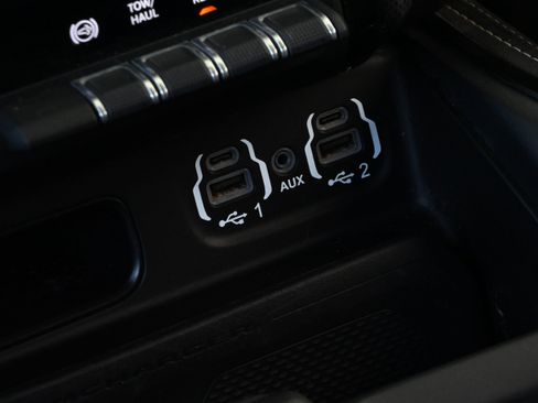 Used 2022 RAM 3500 Limited AWD/4WD image 21