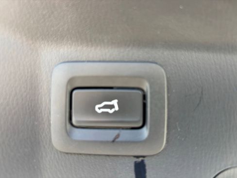 Used 2023 MAZDA CX-9 Carbon Edition image 34