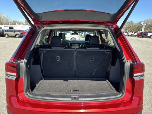 Used 2021 Volkswagen Atlas SEL Premium image 21