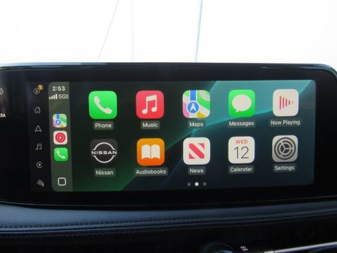 Used 2024 Nissan Ariya FWD image 10