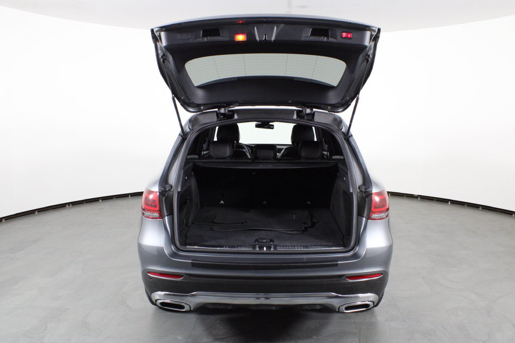Used 2020 Mercedes-Benz GLC 300 image 16