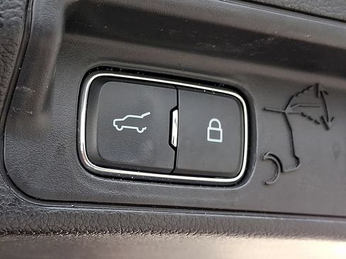 Certified 2025 Ford Explorer ST-Line w/ Premium Package RWD image 30