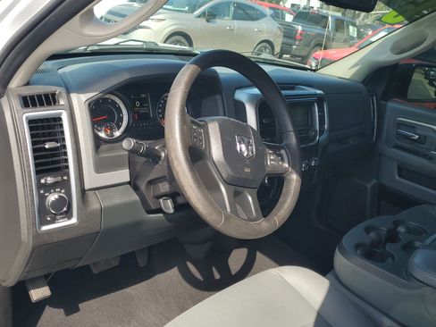 Used 2016 RAM 1500 Classic SLT image 18