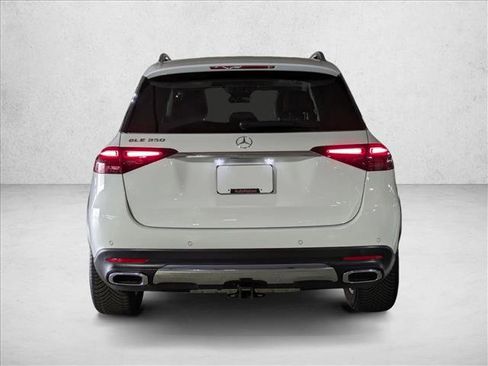 Certified 2025 Mercedes-Benz GLE 350 4MATIC image 8