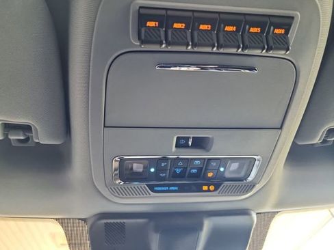 New 2025 Ford F250 Lariat w/ Lariat Ultimate Package image 21