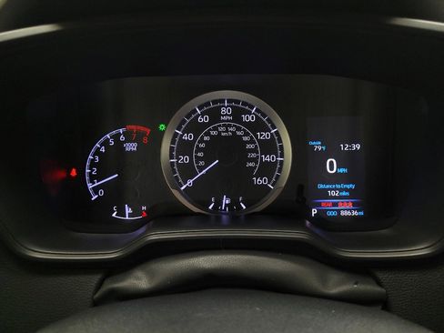 Used 2020 Toyota Corolla LE w/ Carpet Mat Package (TMS) FWD image 23