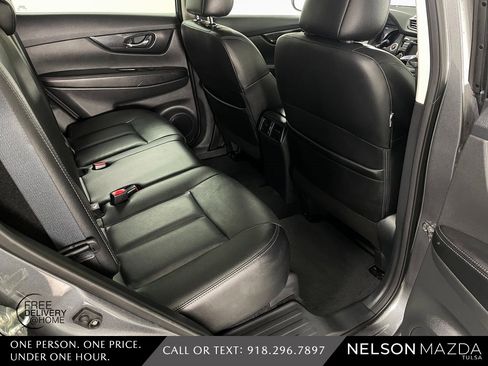 Used 2019 Nissan Rogue SL image 37