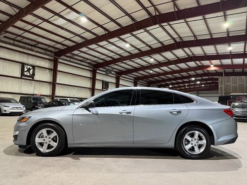 Used 2024 Chevrolet Malibu LT FWD image 8