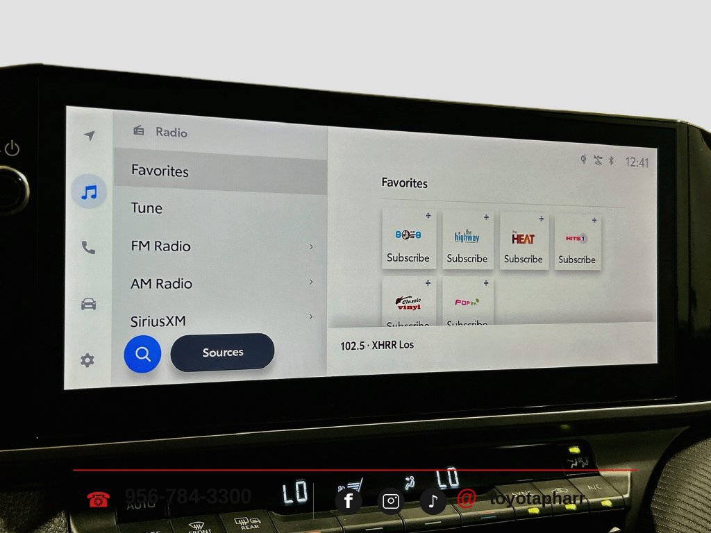 Used 2025 Toyota Camry SE w/ Multimedia Upgrade Package FWD image 13