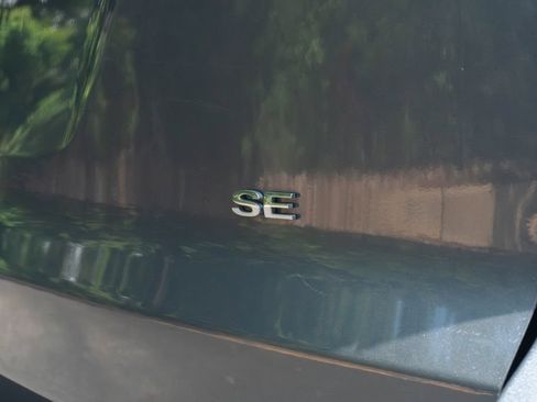 Used 2021 Ford EcoSport SE FWD image 11