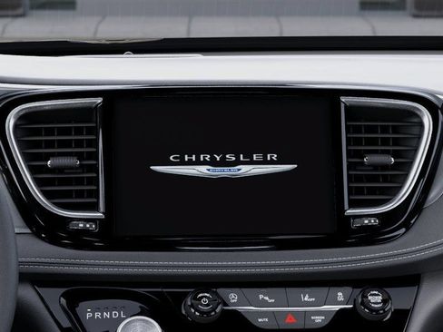 New 2026 Chrysler Pacifica Select AWD/4WD image 19