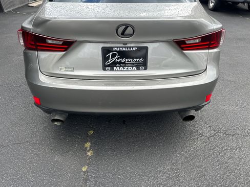 Used 2016 Lexus IS 300 AWD image 25