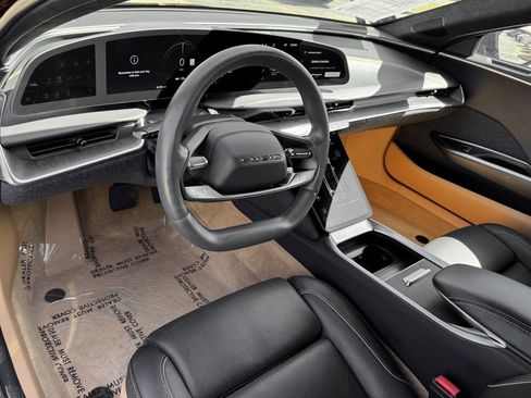 Used 2023 Lucid Air Touring AWD/4WD image 15