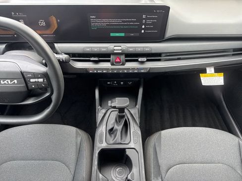 New 2026 Kia K4 FWD image 12