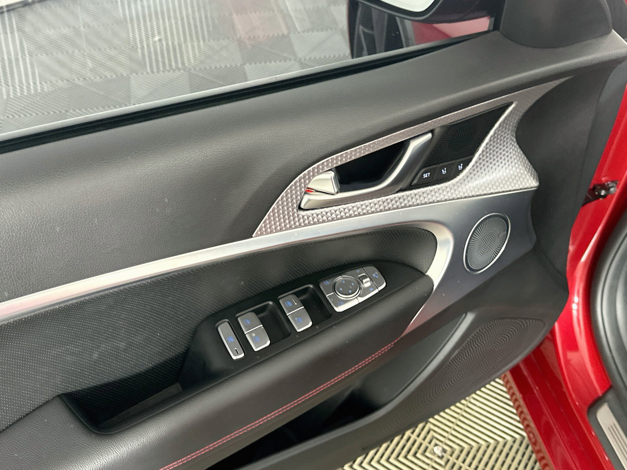 Used 2023 Genesis G70 2.0T w/ Sport Prestige Package RWD image 15