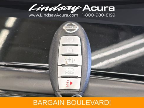Used 2014 Nissan Altima 2.5 SL w/ Moonroof Package FWD image 23