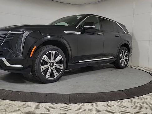 New 2025 Cadillac Escalade IQ Luxury 2 image 10